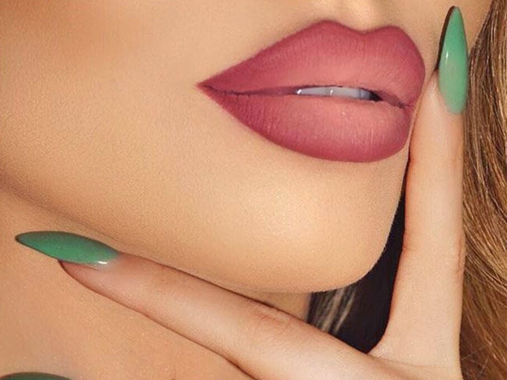 رژ لب موو و رز ملایم