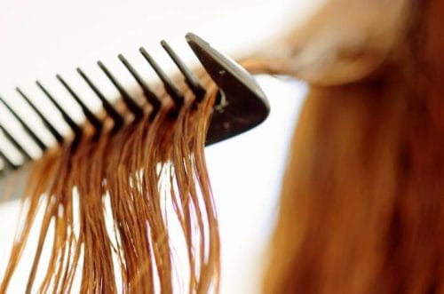 از شستشوی بیش‌ازحد موها جلوگیری کنید