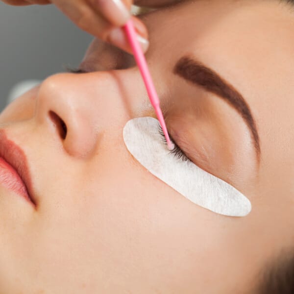 معایب کاشت مژه 