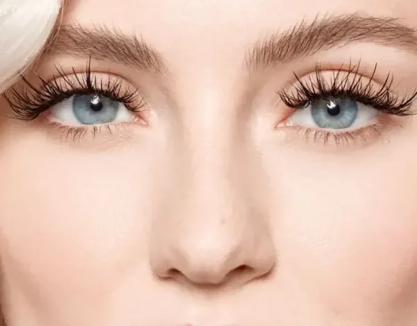 راهنمای کامل مراقبت از مژه بعد از اکستنشن و کاشت