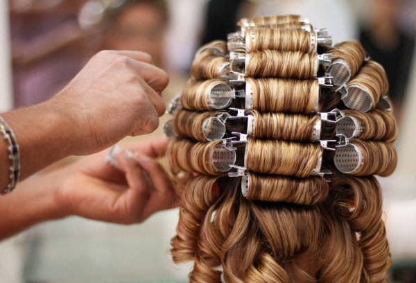 مراحل آماده‌سازی مو قبل از فر دائم: از مراقبت تا بازسازی و حفاظت از سلامت مو